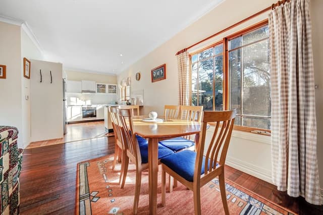Leura Mall Three Bedroom Cottage