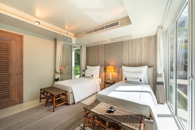 4 Bedroom Beachfront Villa