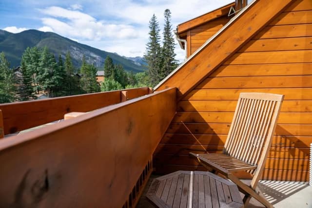 Premium King Loft Suite