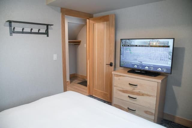 One-Bedroom Apartment with Loft