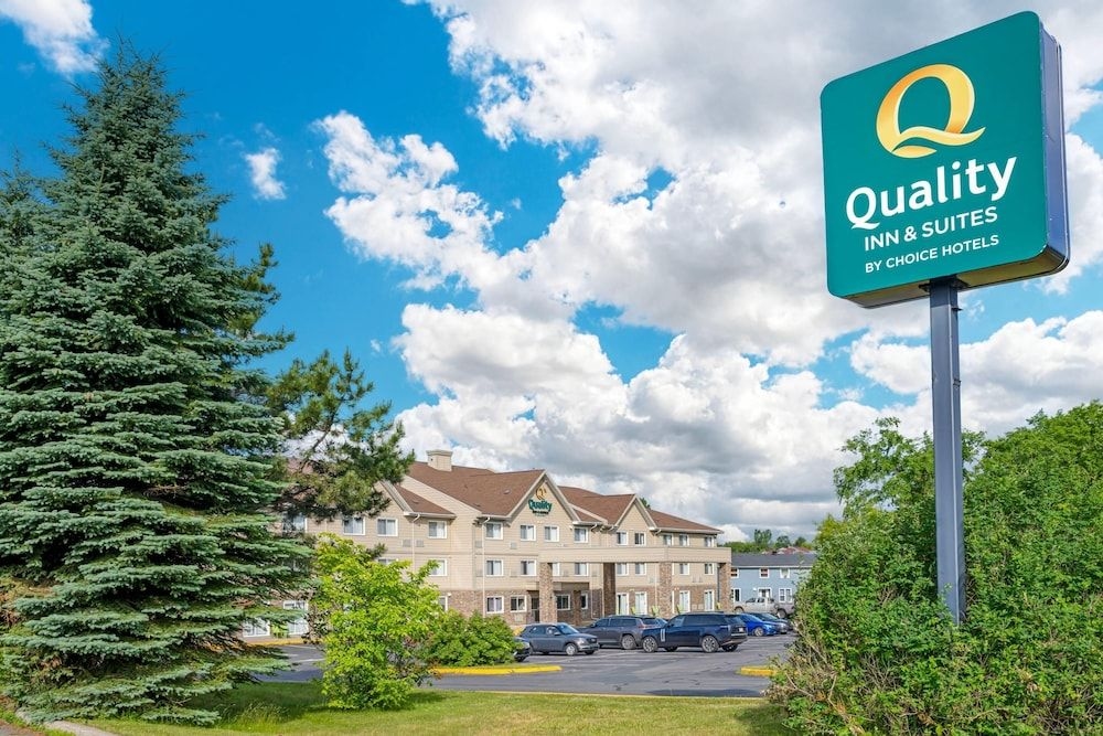 Lakeview Inn And Suites Bathurst1
