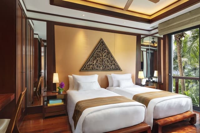 3 Bedroom Pool Suite