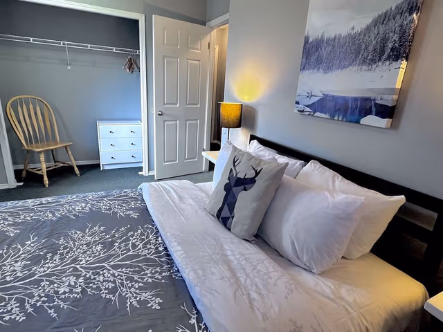 Three-Bedroom Apartment 116 - Loft, No air conditioning