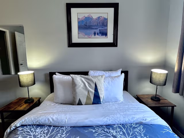 Three-Bedroom Apartment 117 - Loft, No air conditioning