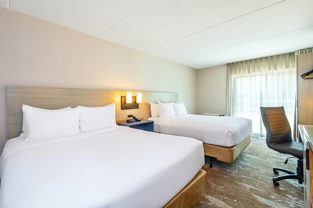 Room, 2 Queen Beds, Non Smoking
