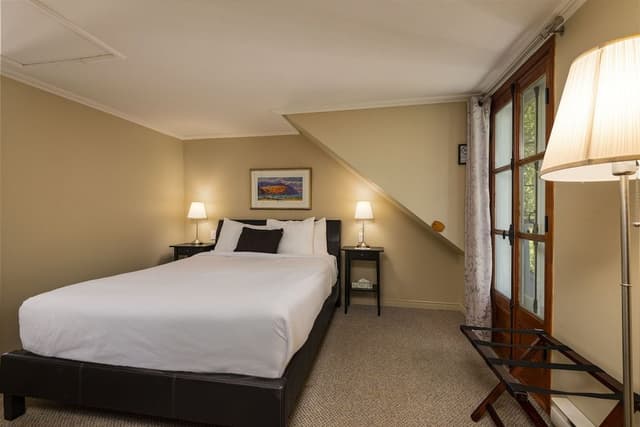 Standard Room, Terrace, River View