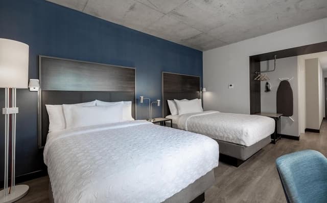 Room, 2 Queen Beds
