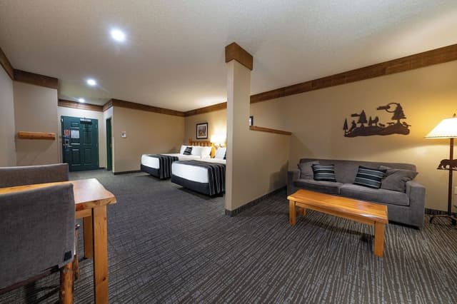 Family Suite, Fireplace