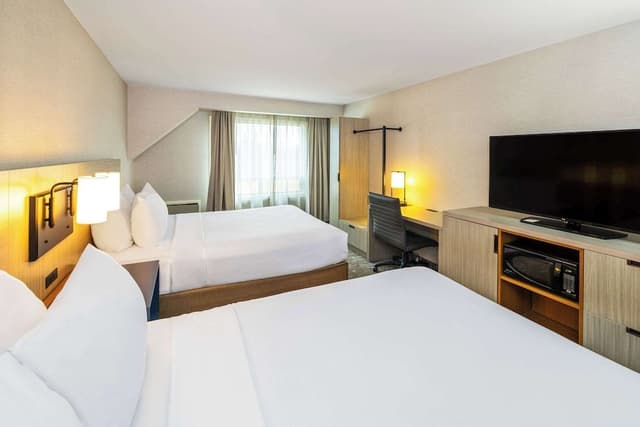 Room, 2 Queen Beds, Non Smoking