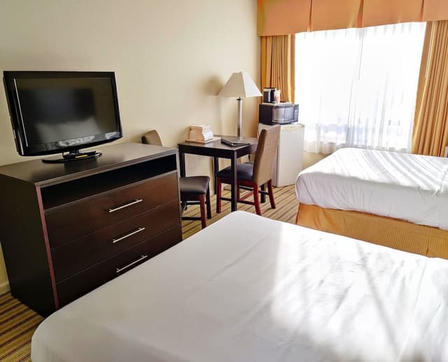 Second Floor, 2 Queen Beds, Non Smoking (Not Pet Friendly)
