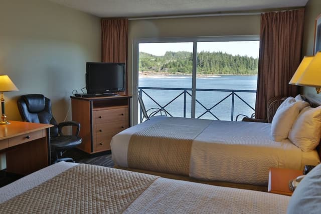 Standard Room, 2 Queen Beds, Ocean View