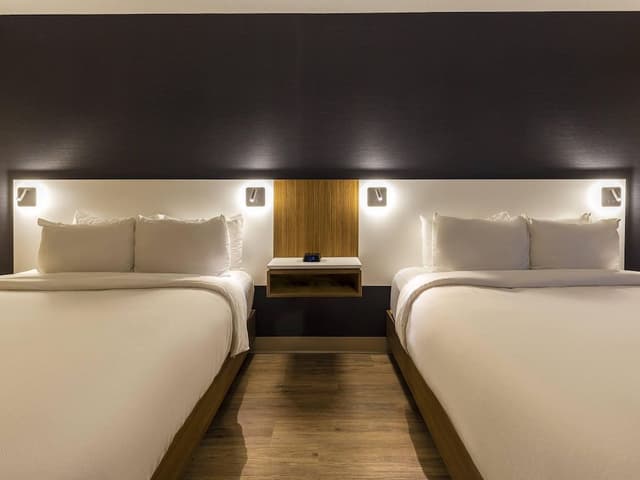 Room 2 Queen Beds, 2nd Floor