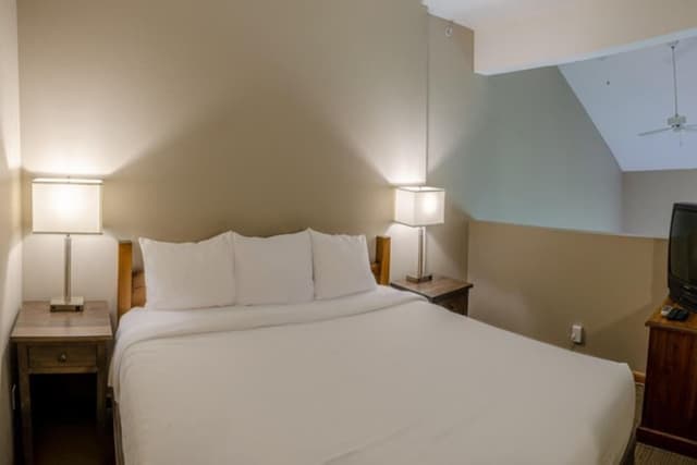 House, 2 Bedrooms