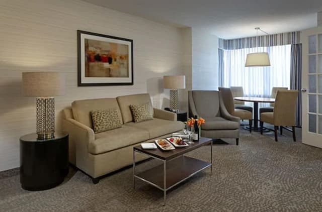 Deluxe Suite, 1 King Bed with Sofa bed