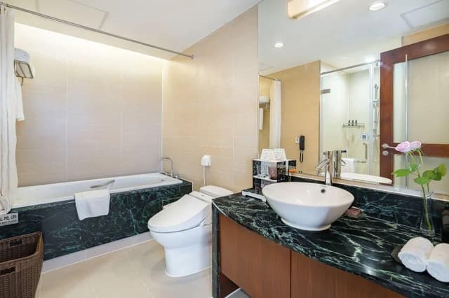 Deluxe Suite