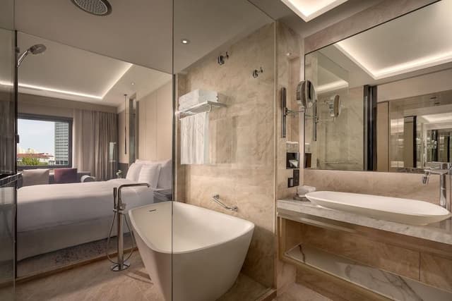 Twin Room (Executive River View)