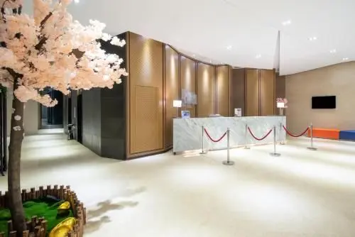 Holiday Inn Express Chengdu West Gate Holiday Inn Express Chengdu West Gate
