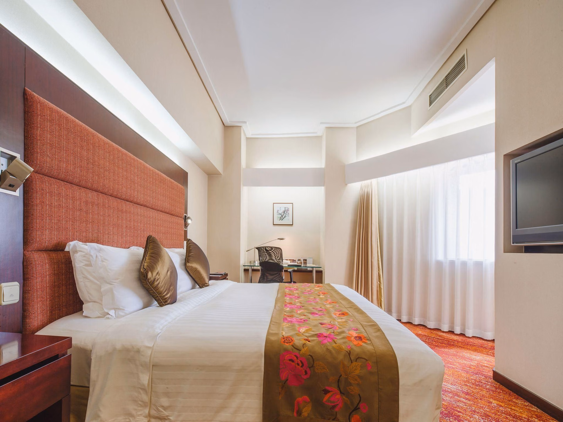 ต้าเหลียน แกรนด์ คอนติเนนทต์ อินเตอร์เนชั่นแนล โฮเต็ล (Dalian Grand Continent International Hotel)1