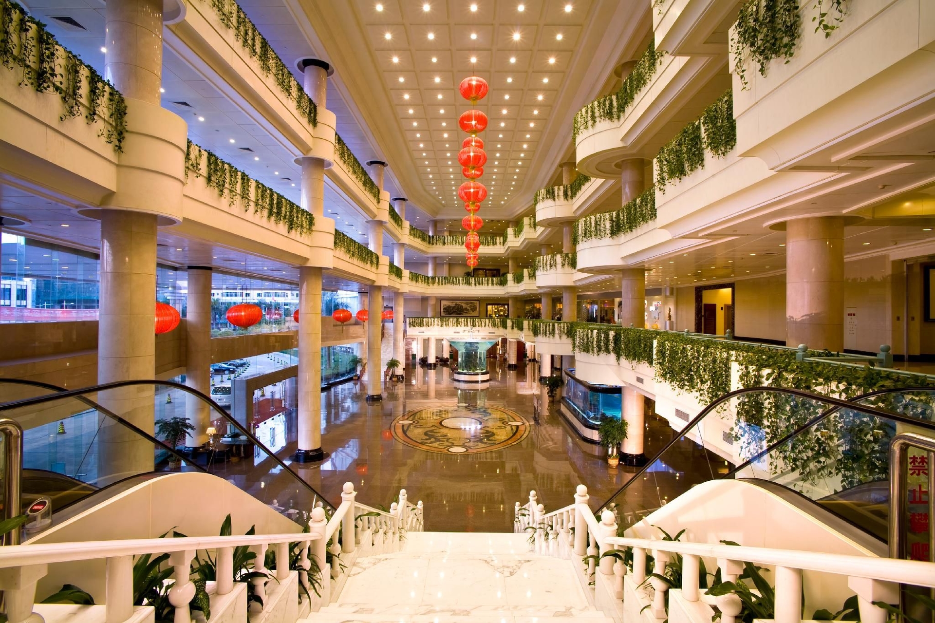 Dongguan Exhibition International Hotel0
