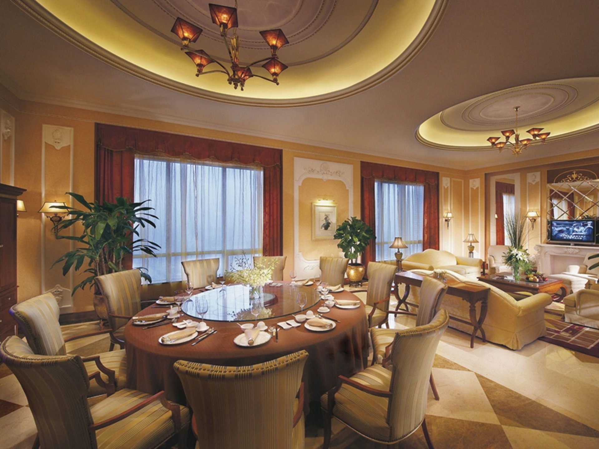 โรงแรมรีกัล พาเลซ (Regal Palace Hotel)3