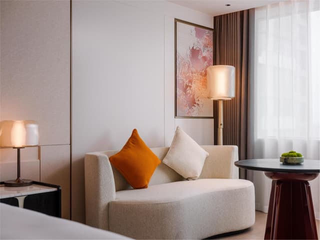 KING GUEST ROOM