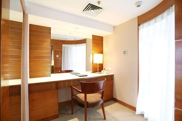 One-Bedroom Suite