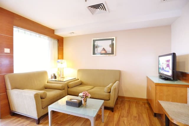 One-Bedroom Suite