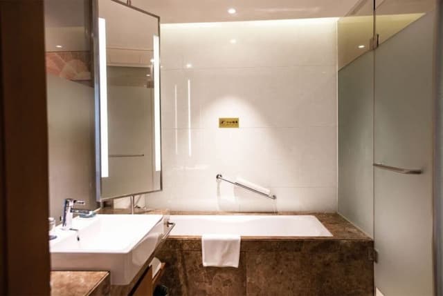 King Deluxe Executive Suite