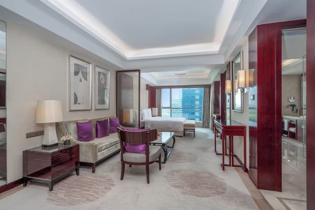 Premier King Bed Room