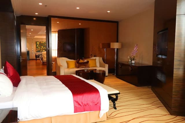 Suite, 1 Bedroom, Balcony