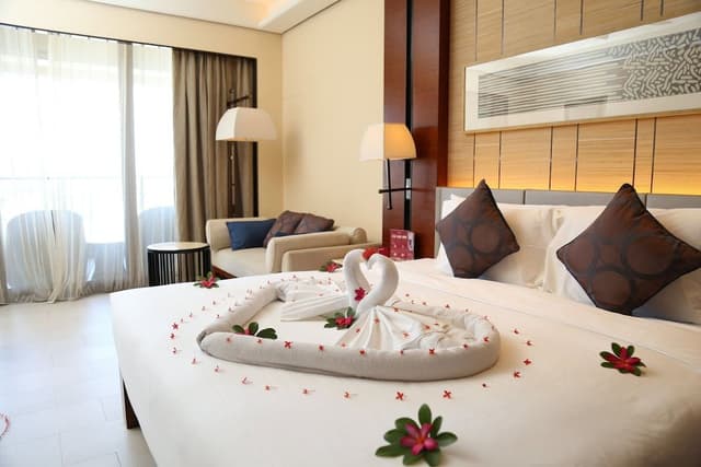 Standard Room, 1 King Bed, Smoking, City View