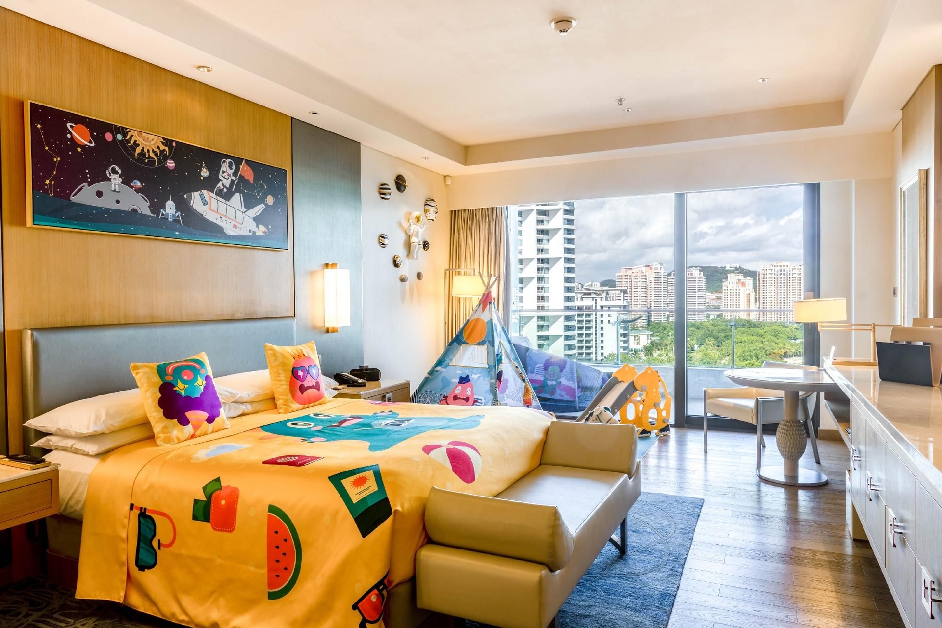 โรงแรมเจดับบลิว แมริออท ซานย่า ต้าตงไห่เบย์ (JW Marriott Hotel Sanya Dadonghai Bay)1