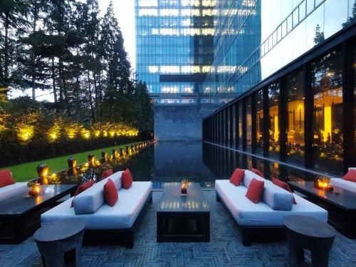 โรงแรมปูลีและสปา (The PuLi Hotel and Spa)2