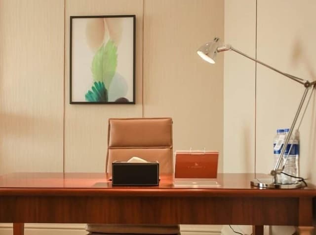 Executive Suite