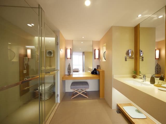 Deluxe Sea View Suite