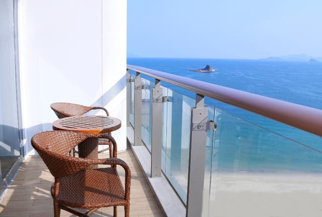 2 Twin Beds Classic Ocean View