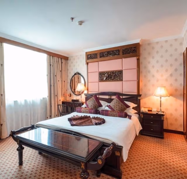 Family Suite (Traditional Chinese Style)