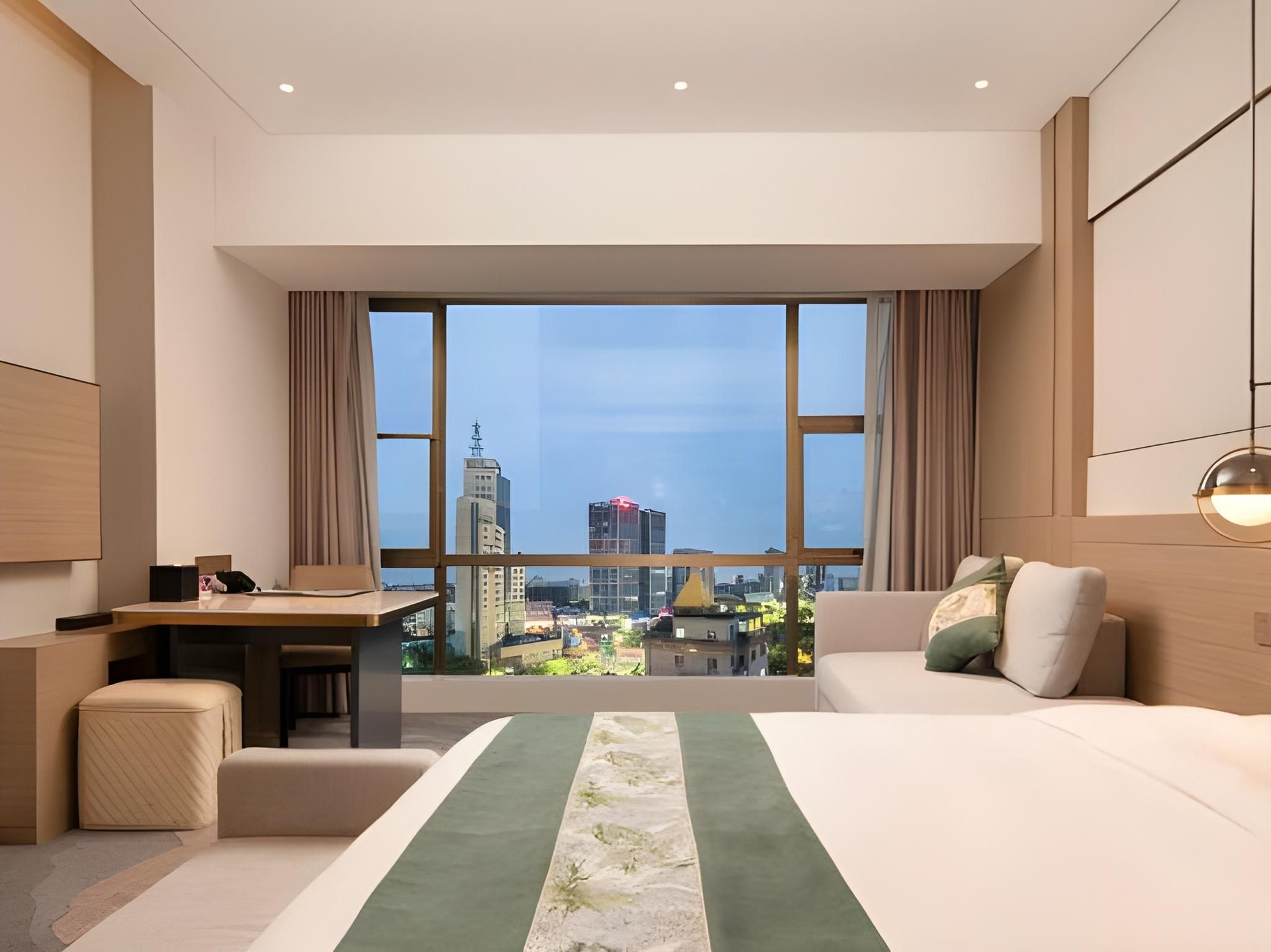 โรงแรมจางเจียกัง กั๋วเหมา (Zhangjiagang Guomao Hotel)1