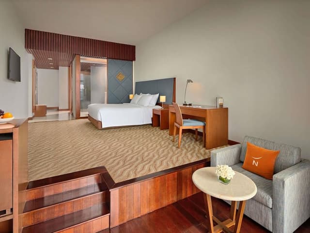 Deluxe Room, 1 King Bed