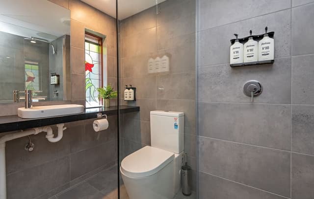 Family Suite, 2 Bedrooms, Garden View, Free Wi-Fi & Parking