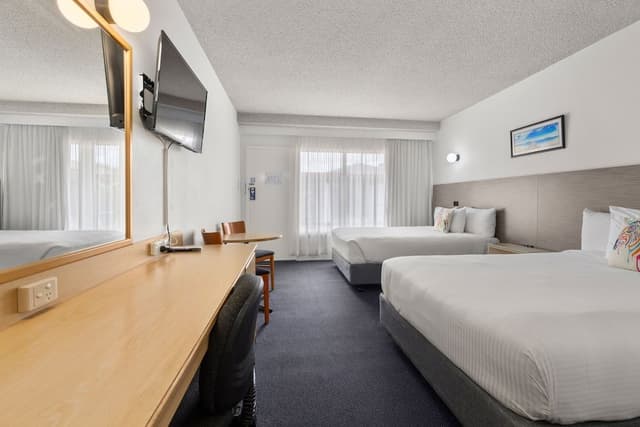Deluxe Twin with 2 Queen Beds, Non-Smoking (Not Pet Friendly)