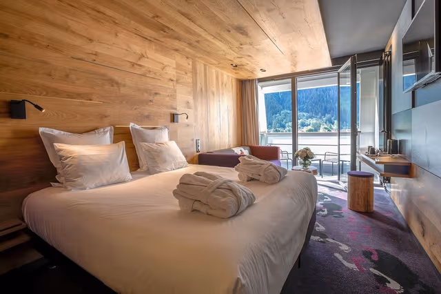 Superior Room with Sofa bed and Balcony, Mont-Blanc Range View