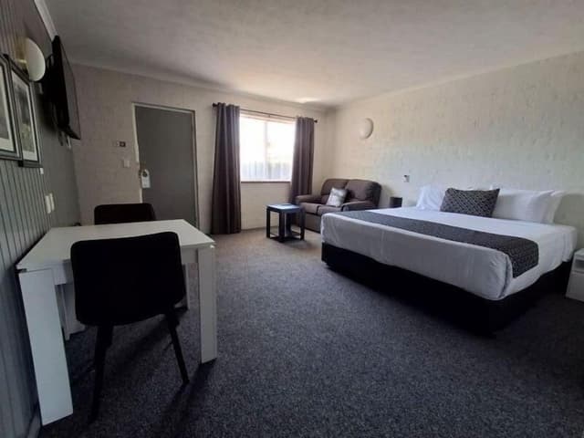 Deluxe Room, Garden View