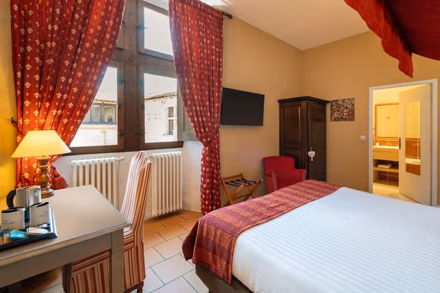 Standard Room, 1 King Bed, Non Smoking