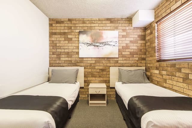 Room, 2 Bedrooms (Unit)