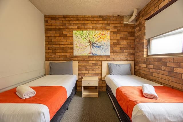 Room, 2 Bedrooms (Unit)