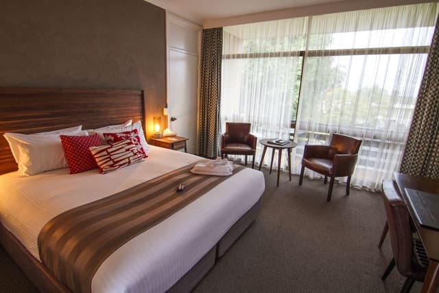 Executive King Room