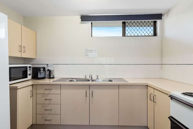 One Bedroom Apartment