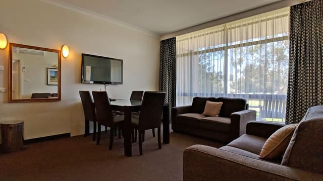 One Bedroom Apartment