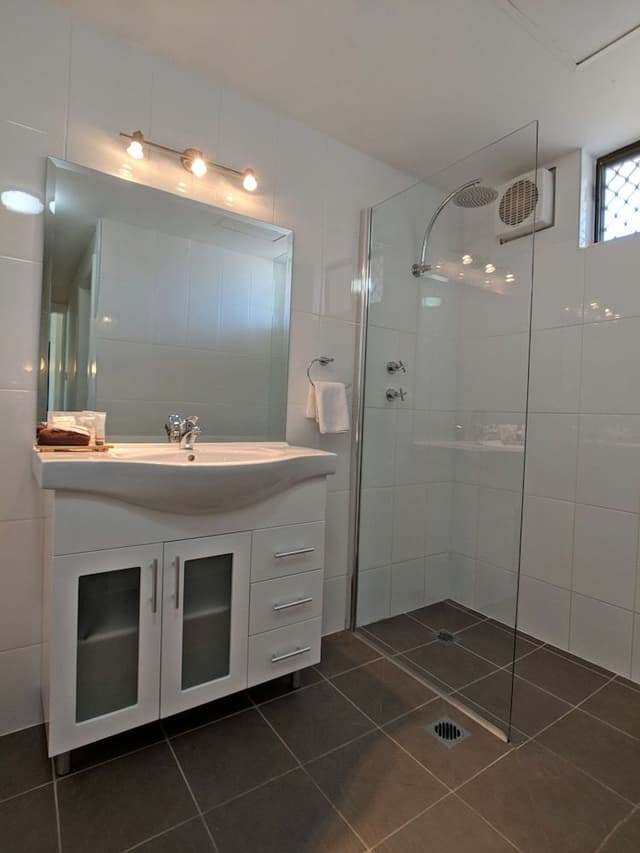 One Bedroom Apartment